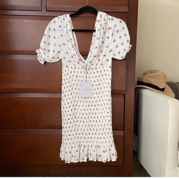 With Jean Dresses & Skirts - Designer With Jéan white floral dress.